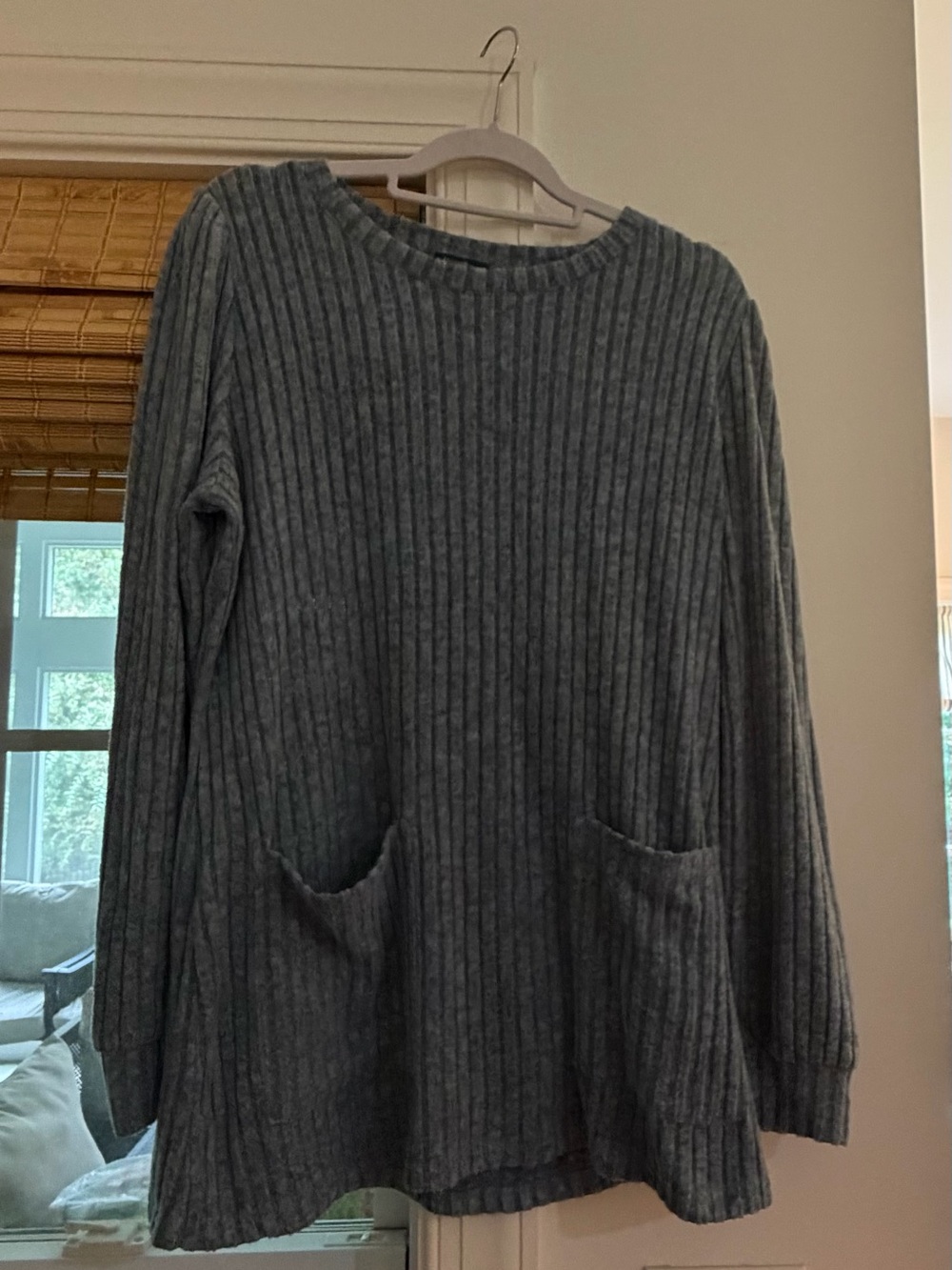 Ribbed Crewneck Pocket Sweater in Gray